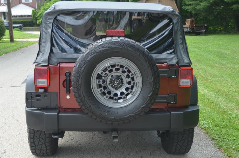 Jeep Wrangler Sport 4WD 2010