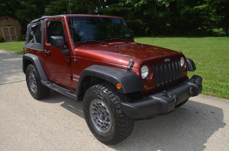 Jeep Wrangler Sport 4WD 2010