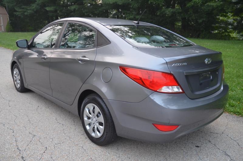 Hyundai Accent SE 2016