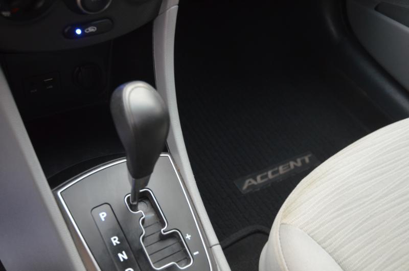 Hyundai Accent SE 2016