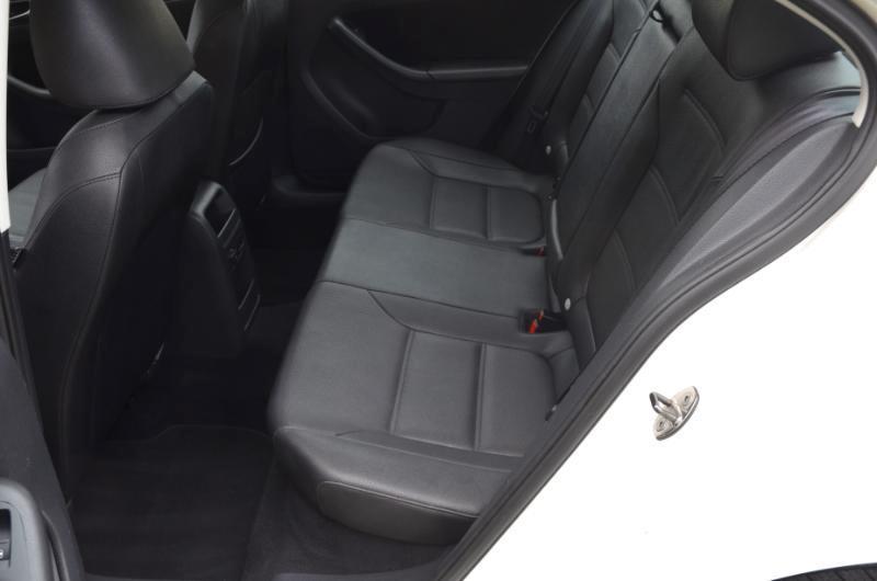 Volkswagen Jetta SE 2012
