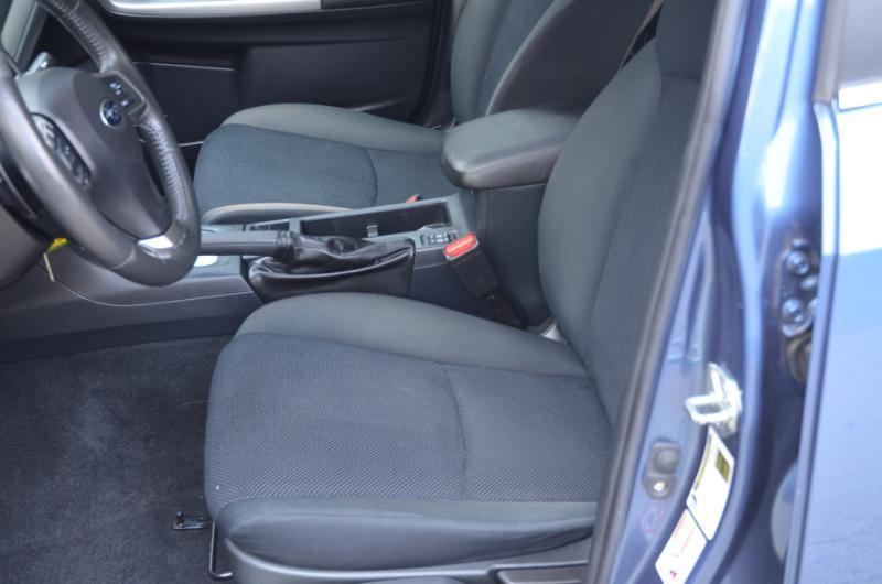 Subaru Impreza 2.0i Premium PZEV 4-Door 2016