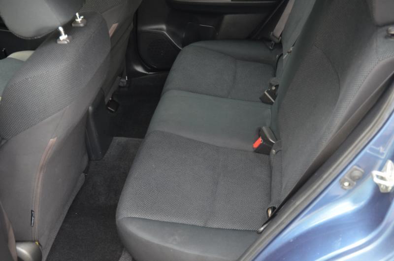 Subaru Impreza 2.0i Premium PZEV 4-Door 2016