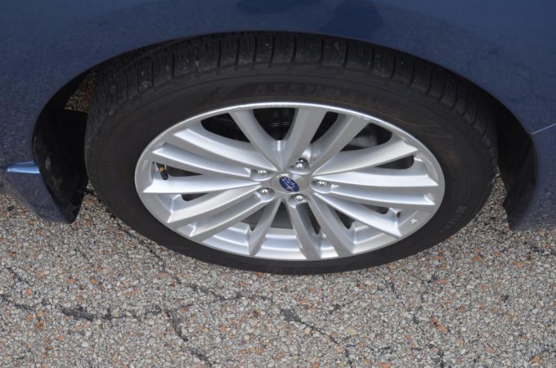 Subaru Impreza 2.0i Premium PZEV 4-Door 2016