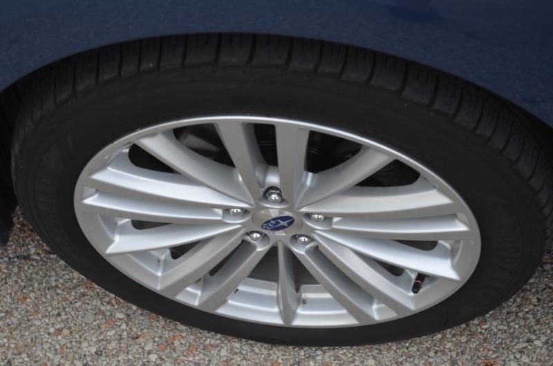 Subaru Impreza 2.0i Premium PZEV 4-Door 2016