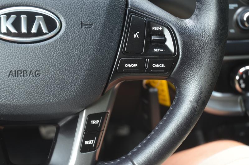 Kia Rio5  2012