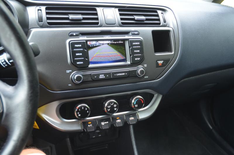Kia Rio5  2012