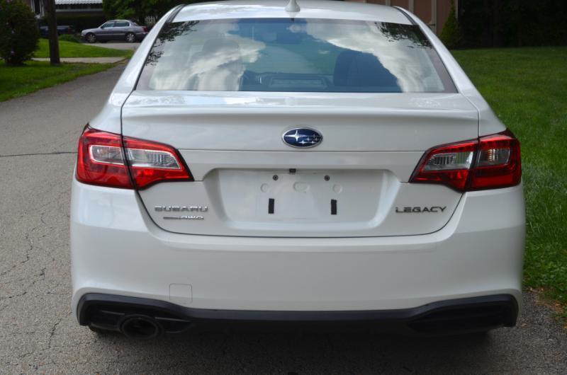 Subaru Legacy 2.5i Premium 2018