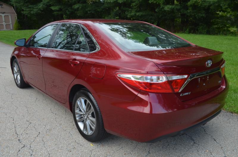 Toyota Camry SE 2017