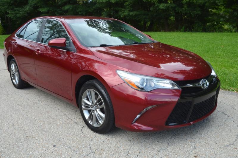 Toyota Camry SE 2017