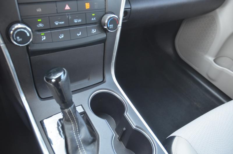 Toyota Camry SE 2017