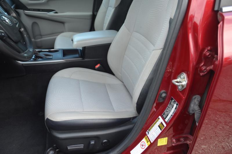 Toyota Camry SE 2017