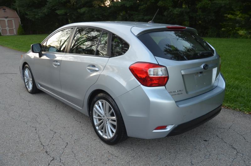 Subaru Impreza Premium Plus 5-Door+S/R 2013