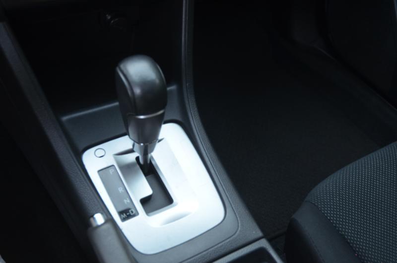 Subaru Impreza Premium Plus 5-Door+S/R 2013