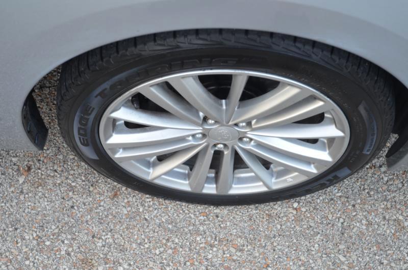 Subaru Impreza Premium Plus 5-Door+S/R 2013