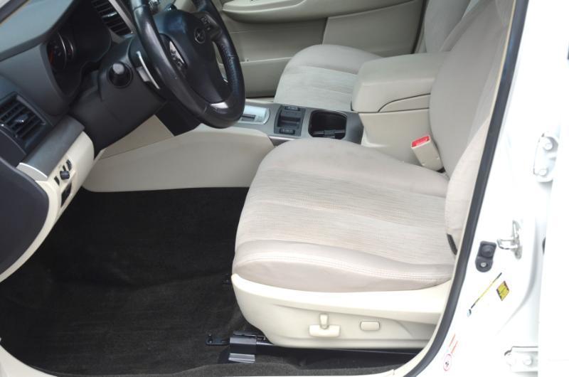 Subaru Legacy 2.5i Premium 2013