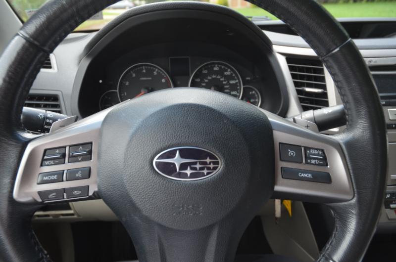 Subaru Legacy 2.5i Premium 2013