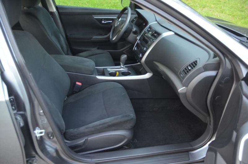 Nissan Altima 2.5 S 2015