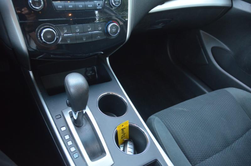 Nissan Altima 2.5 S 2015