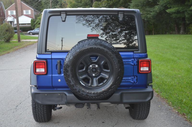 Jeep Wrangler Unlimited Sport 2018