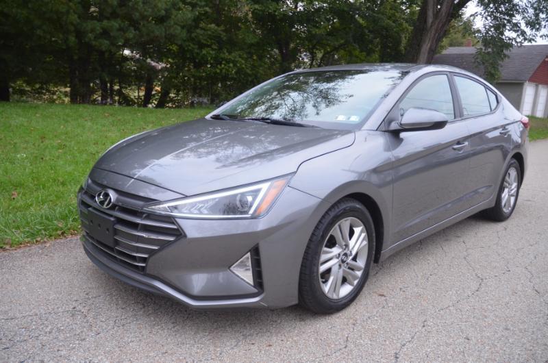Hyundai Elantra SEL 2020