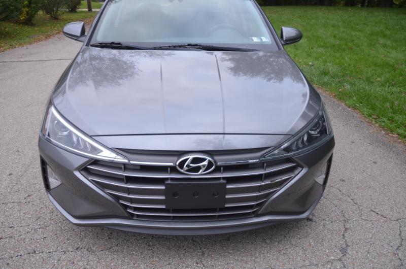 Hyundai Elantra SEL 2020