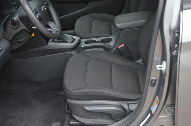 Hyundai Elantra SEL 2020