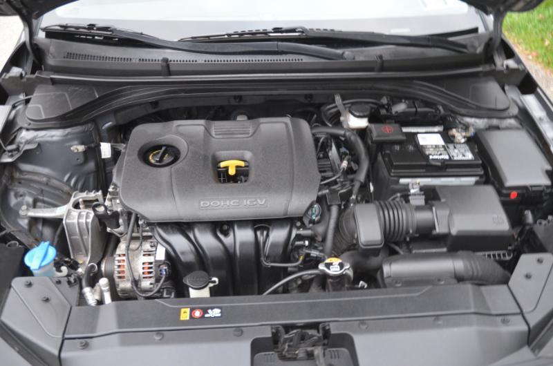 Hyundai Elantra SEL 2020