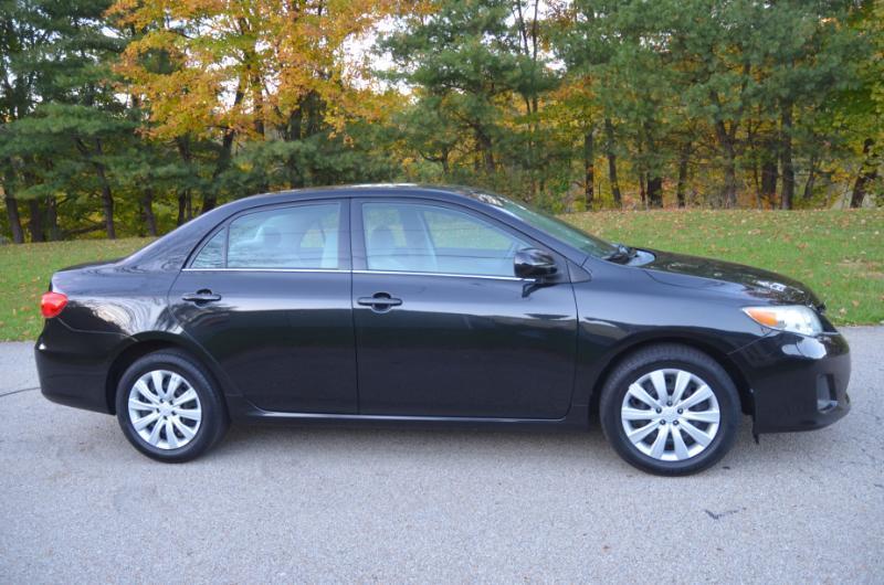 Toyota Corolla LE 2013