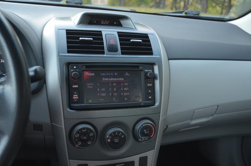 Toyota Corolla LE 2013