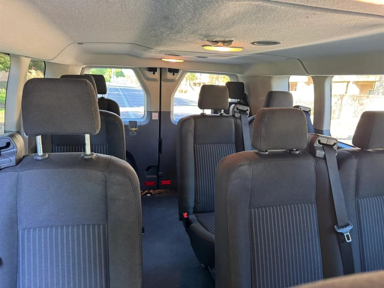 Ford Transit 350 Wagon Low Roof XL 60/40 Pass. 148-in. WB 2018