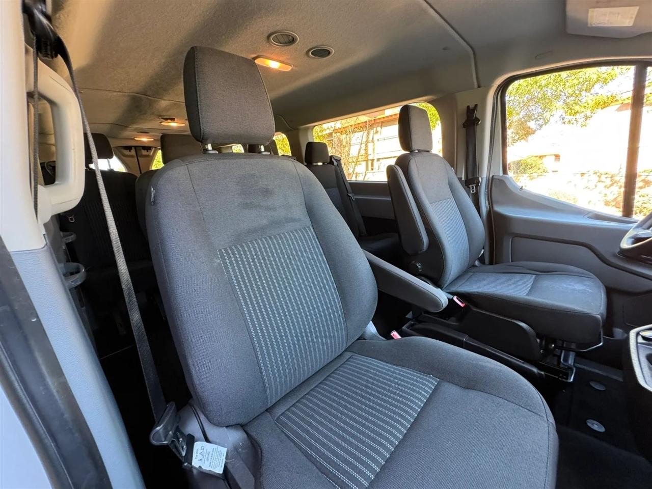 Ford Transit 350 Wagon Low Roof XL 60/40 Pass. 148-in. WB 2018