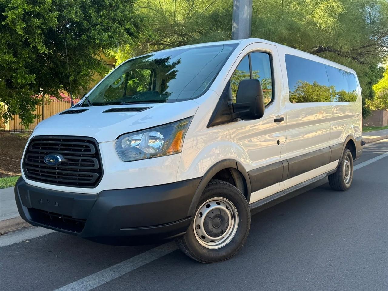 Ford Transit 350 Wagon Low Roof XL 60/40 Pass. 148-in. WB 2018