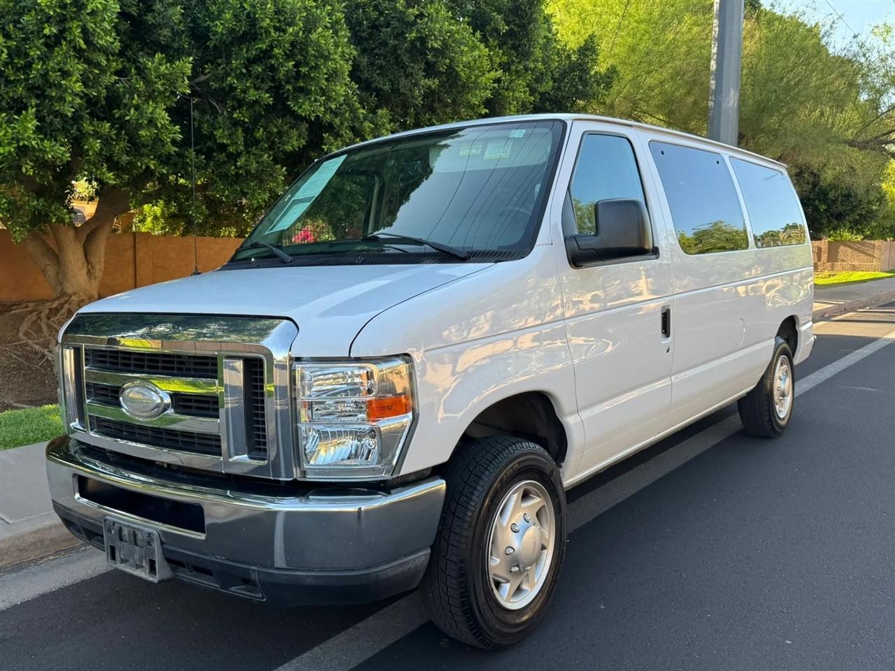 Ford Econoline E-150 XLT 2014