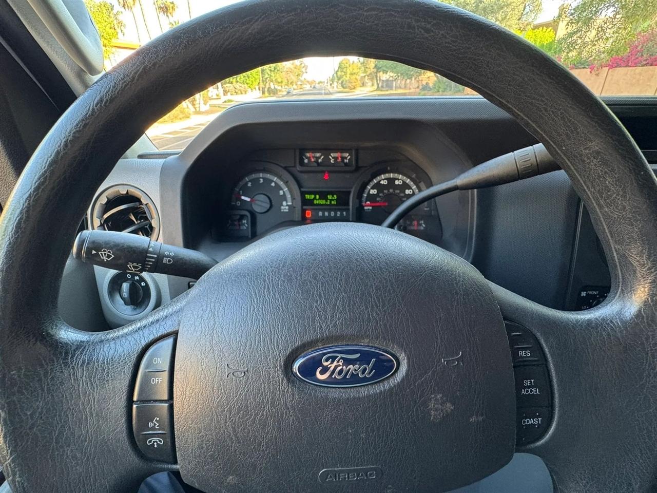 Ford Econoline E-150 XLT 2014