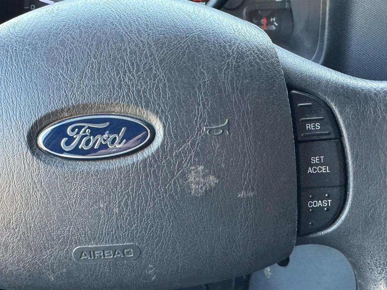 Ford Econoline E-150 XLT 2014