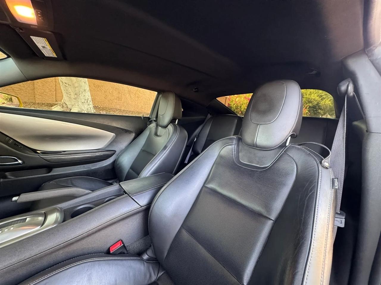 Chevrolet Camaro Coupe 2LT 2012