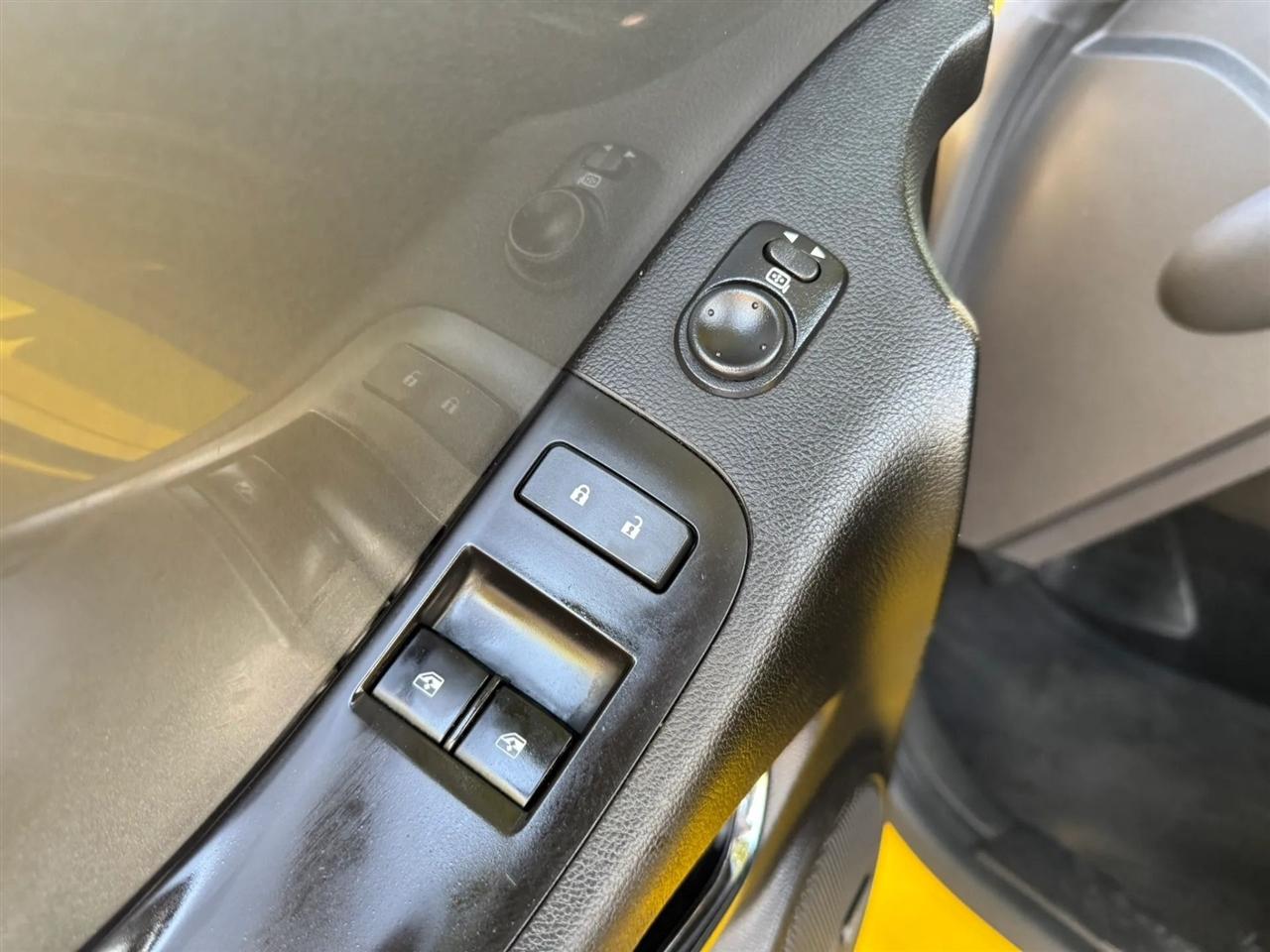 Chevrolet Camaro Coupe 2LT 2012