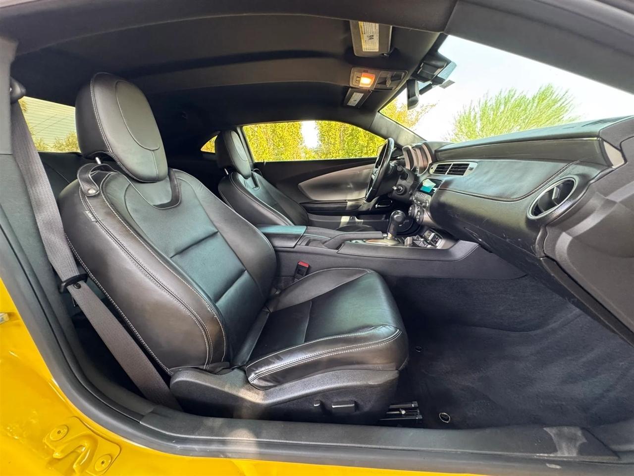Chevrolet Camaro Coupe 2LT 2012