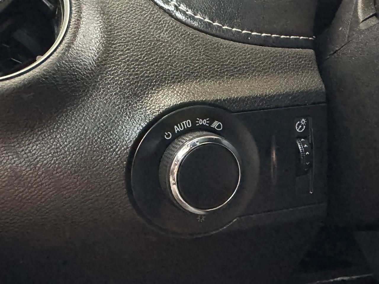 Chevrolet Camaro Coupe 2LT 2012