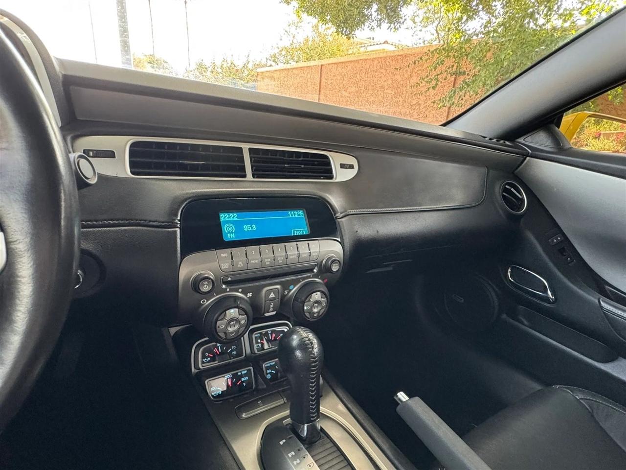 Chevrolet Camaro Coupe 2LT 2012