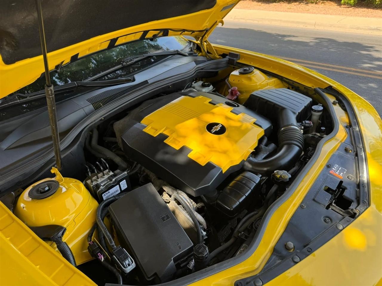 Chevrolet Camaro Coupe 2LT 2012