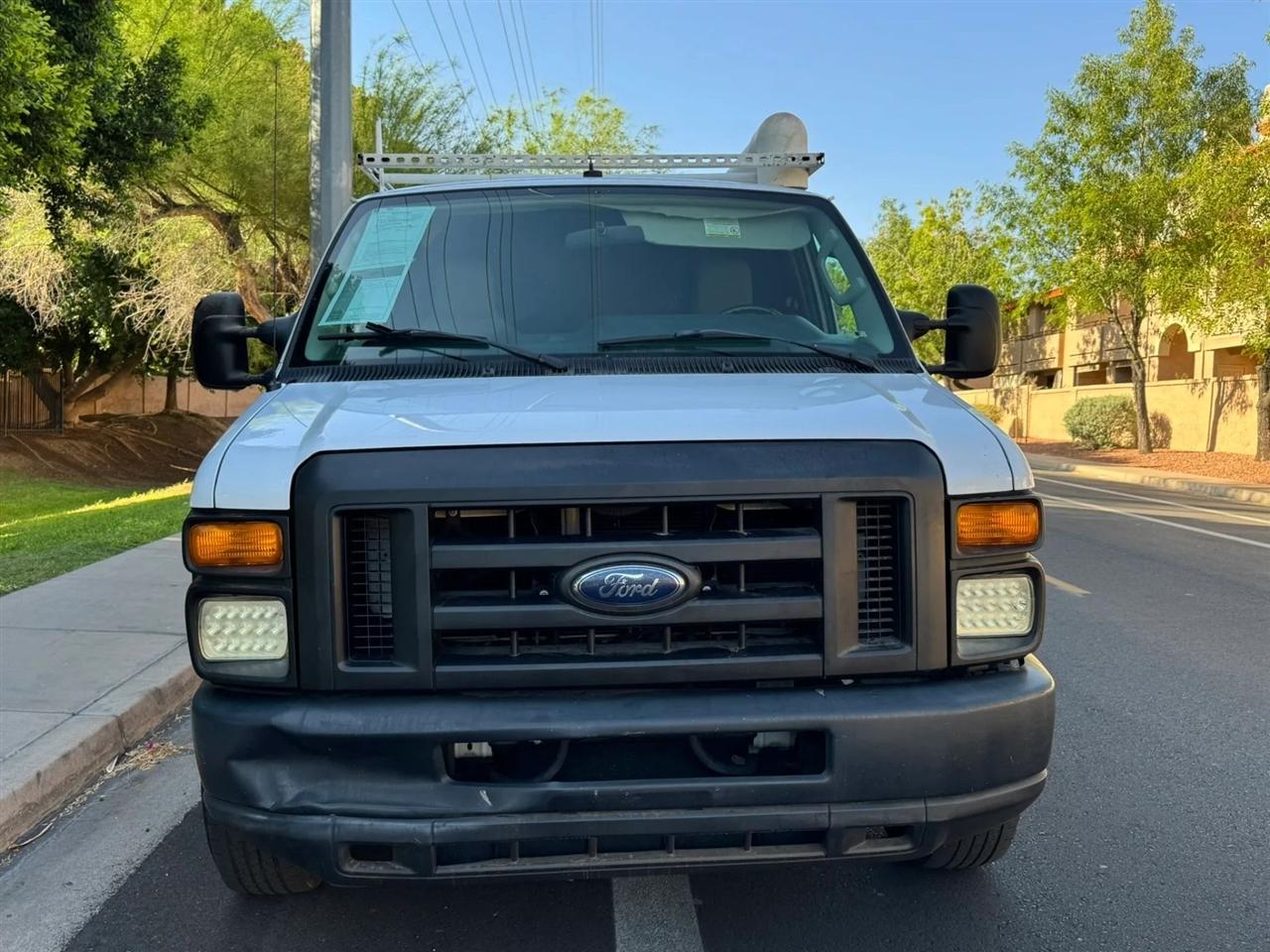 Ford Econoline E-250 2010