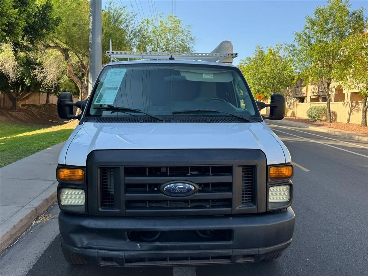 Ford Econoline E-250 2010
