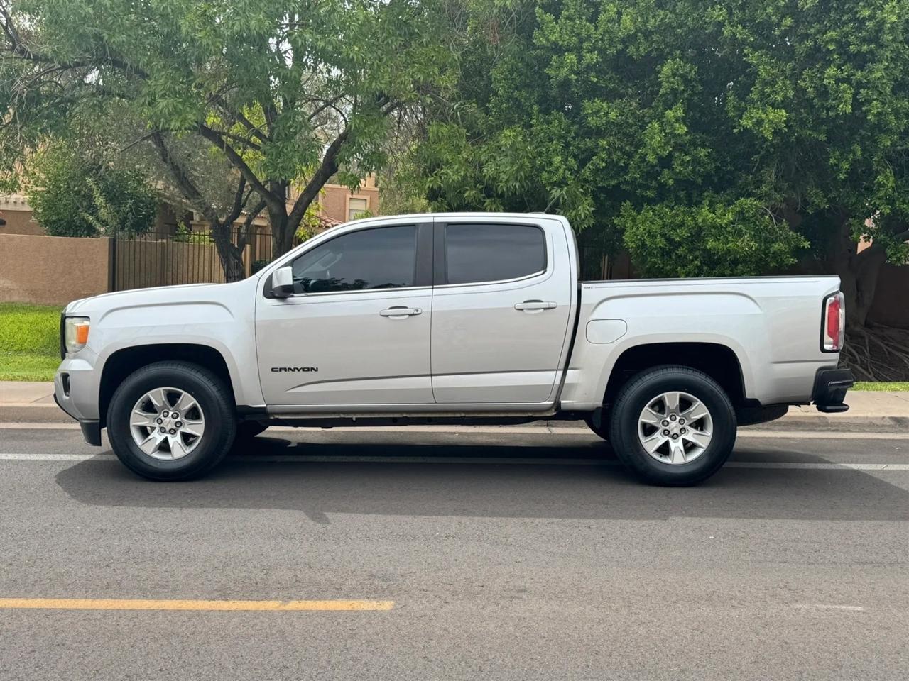 GMC Canyon SLE Crew Cab 2WD 2017
