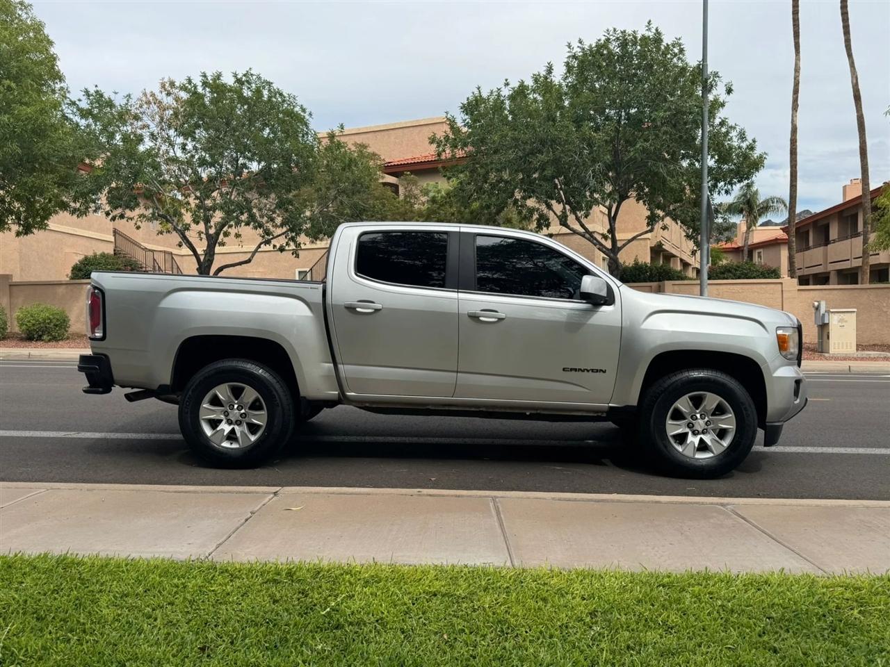 GMC Canyon SLE Crew Cab 2WD 2017
