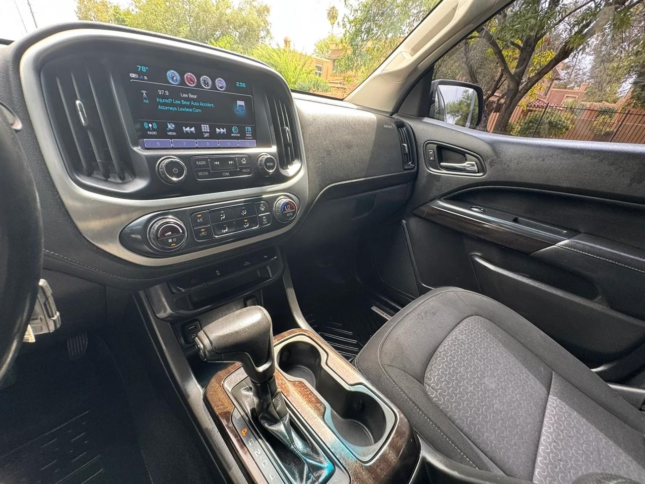 GMC Canyon SLE Crew Cab 2WD 2017