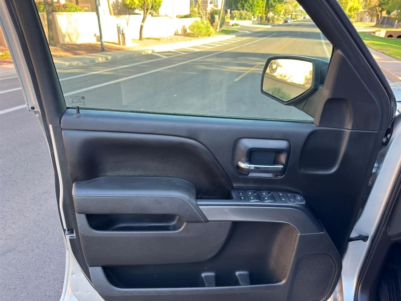 Chevrolet Silverado 1500 1LT Crew Cab 2WD 2014