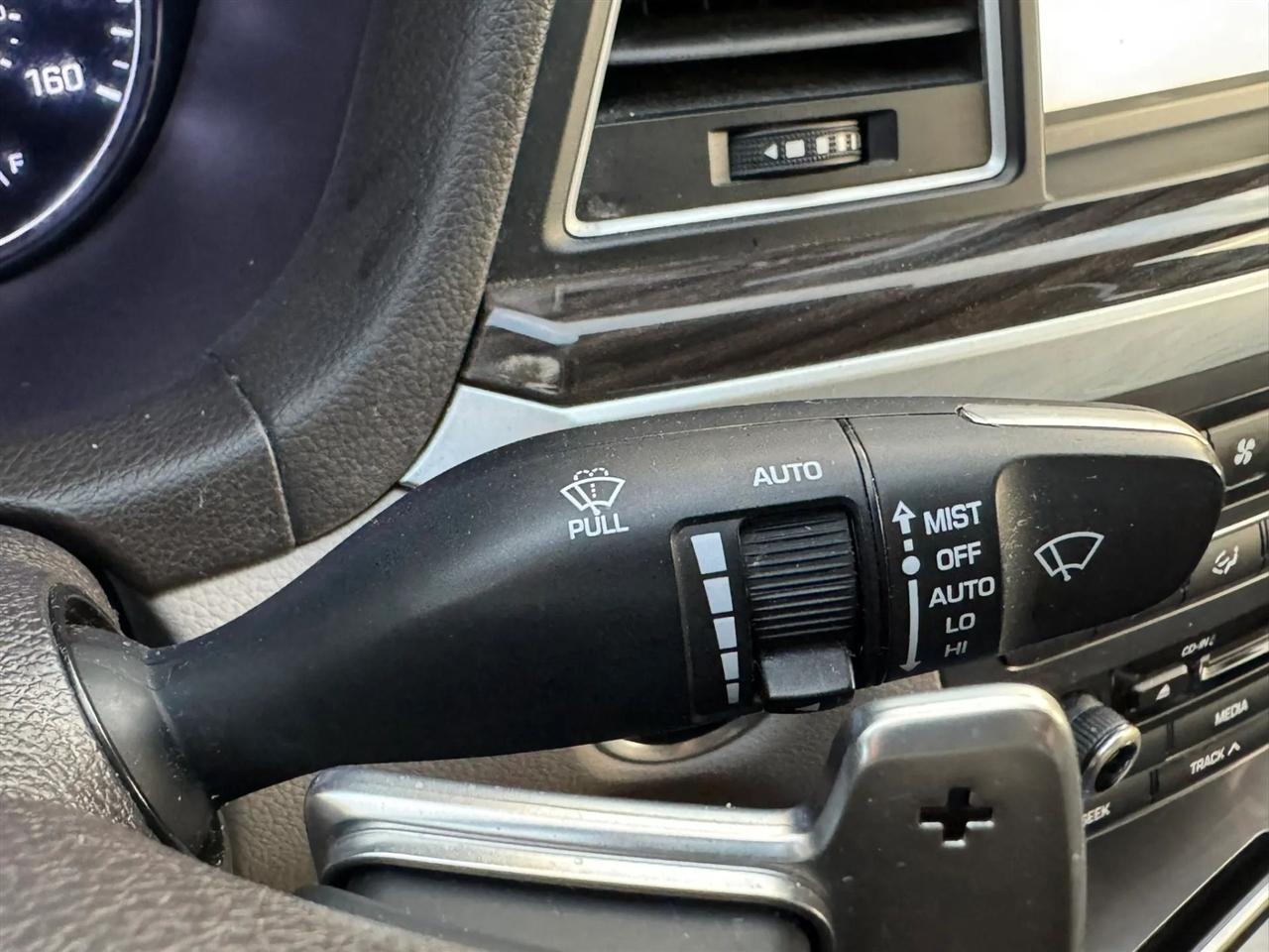 Hyundai Genesis 3.8L 2015