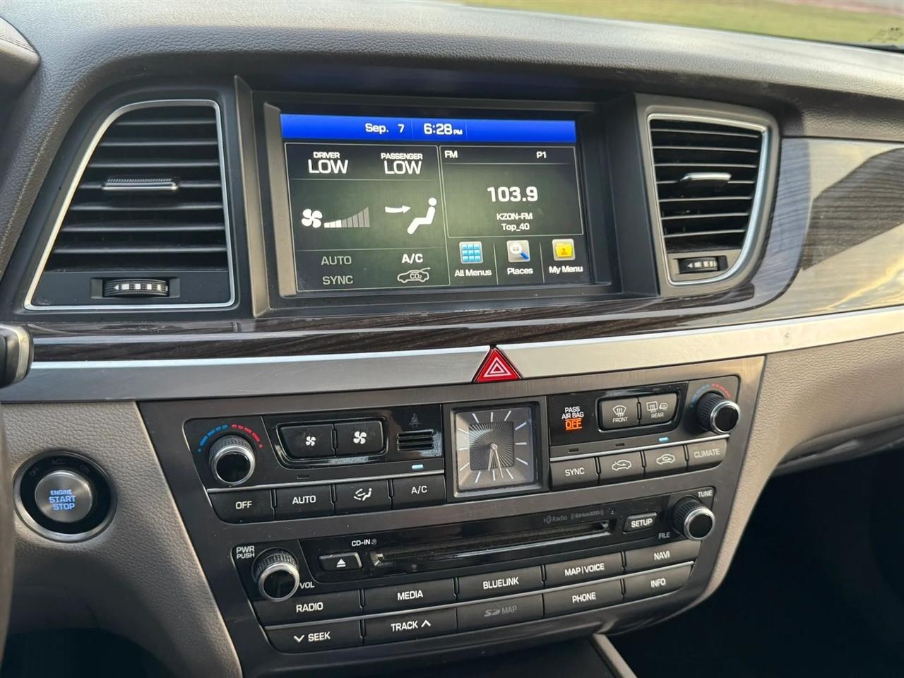 Hyundai Genesis 3.8L 2015